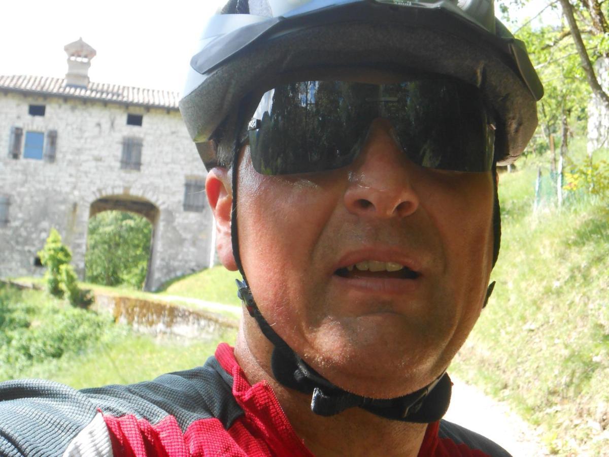 Agriturismo La Casa Nei Boschi Colderu Luaran gambar