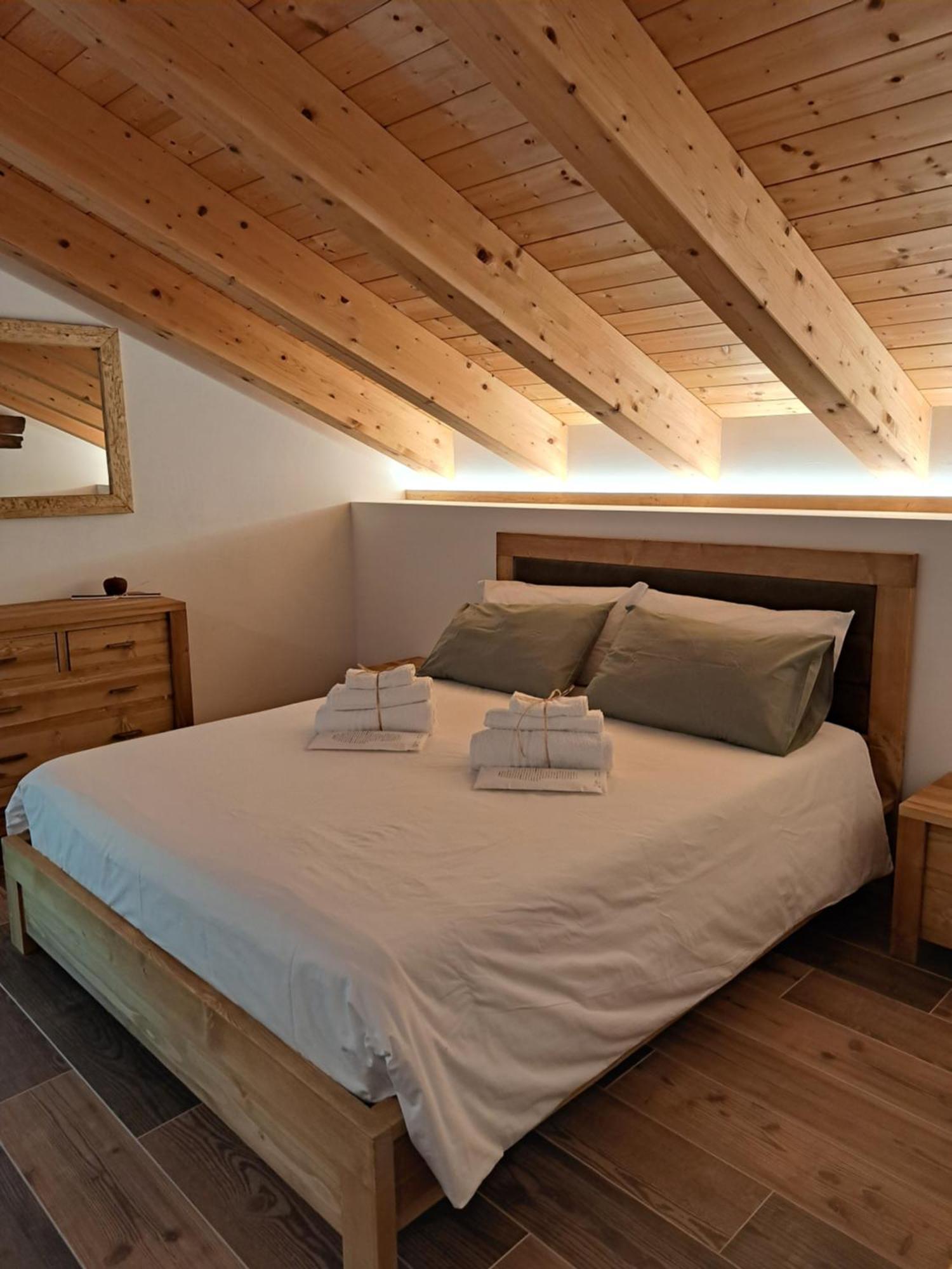 Agriturismo La Casa Nei Boschi Colderu Luaran gambar