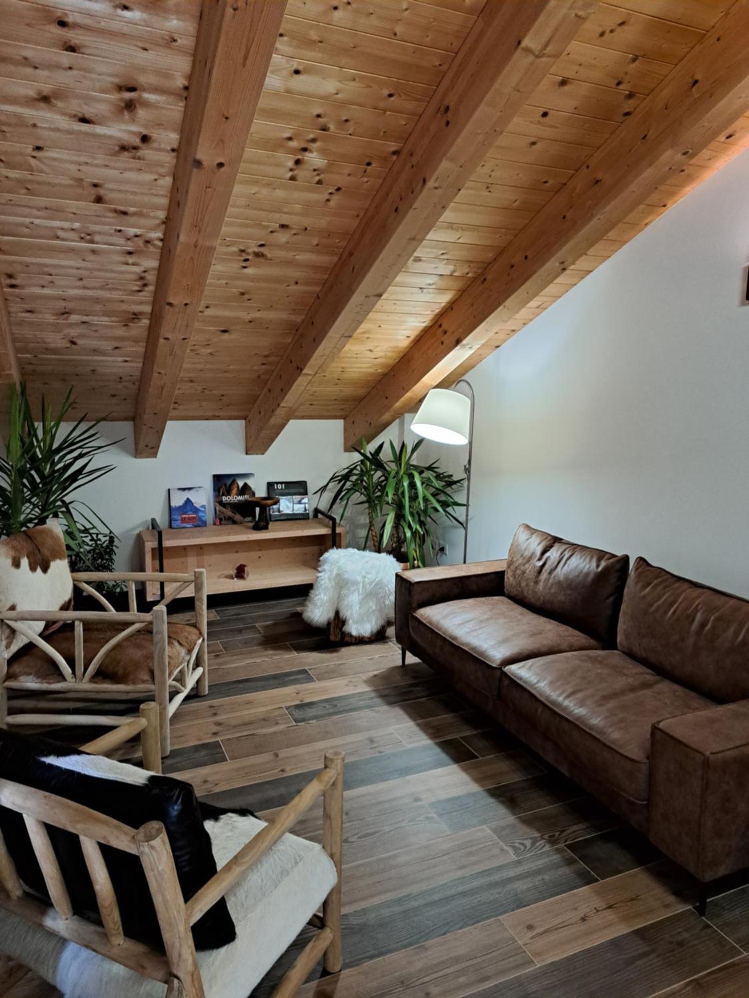 Agriturismo La Casa Nei Boschi Colderu Luaran gambar