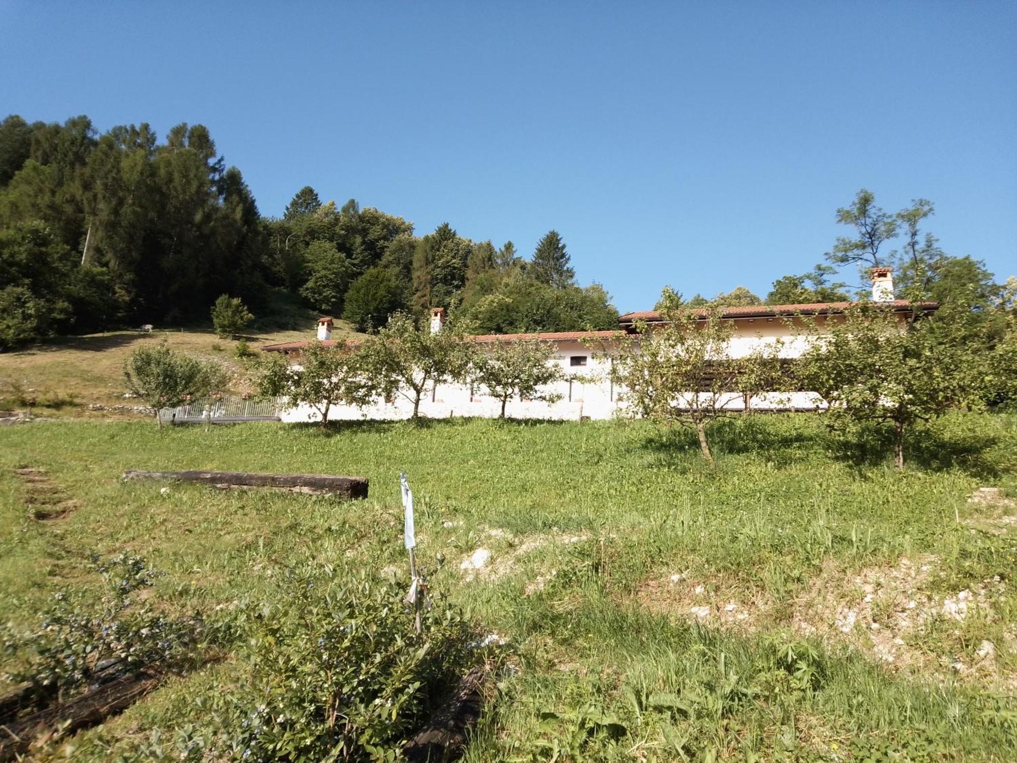 Agriturismo La Casa Nei Boschi Colderu Luaran gambar