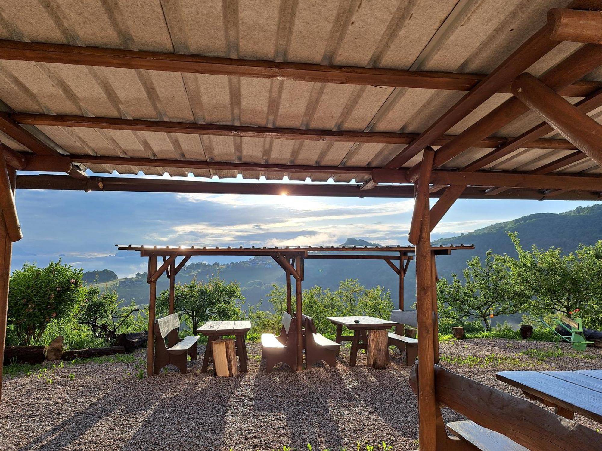 Agriturismo La Casa Nei Boschi Colderu Luaran gambar