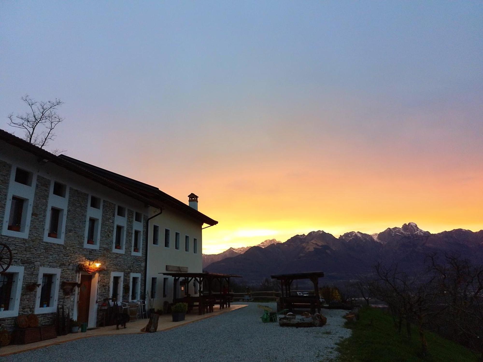 Agriturismo La Casa Nei Boschi Colderu Luaran gambar